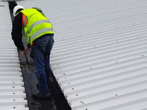 Commercial Roofing Guide: Repair Or Replace?